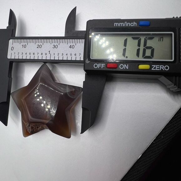 Brown Agate Star Carving - Picture 10 of 11